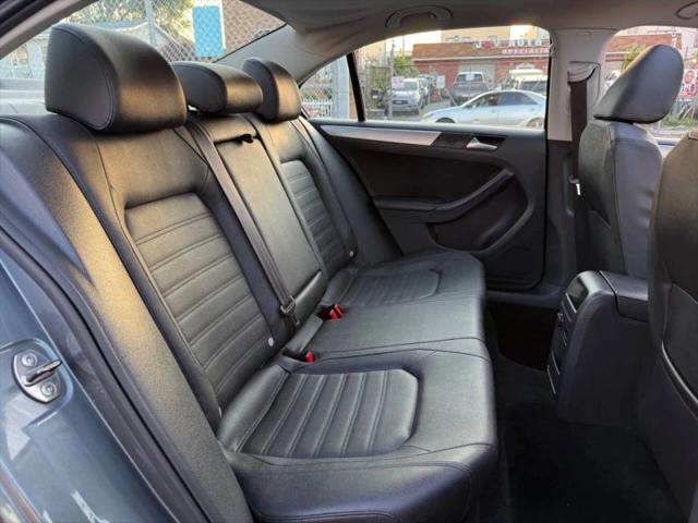 2011 Volkswagen Jetta 2.5L SEL