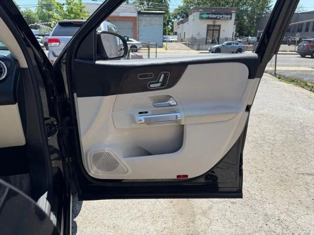2022 Mercedes-Benz GLB 4MATIC