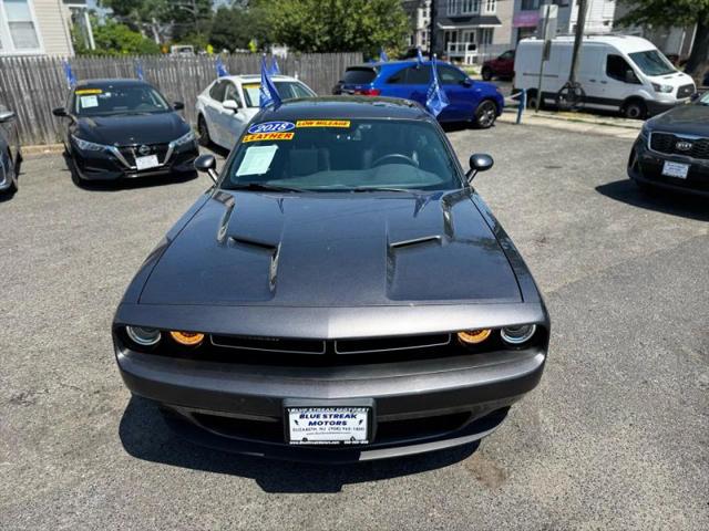 2018 Dodge Challenger SXT Plus