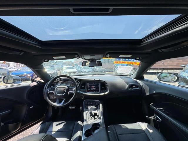 2018 Dodge Challenger SXT Plus