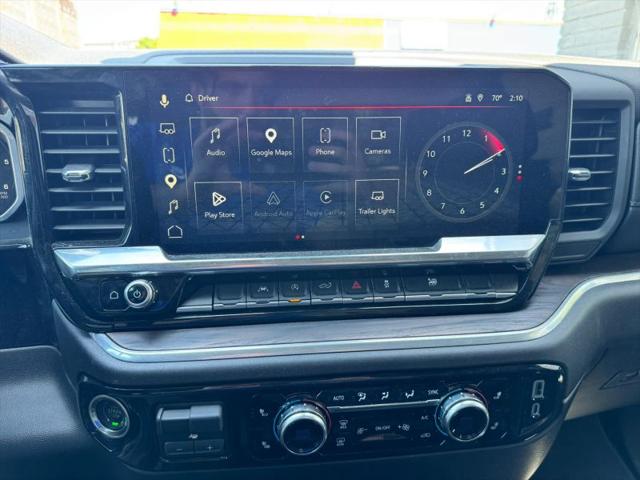 2026 GMC Sierra 1500 Crew Cab, Short Bed, SLT, RWD