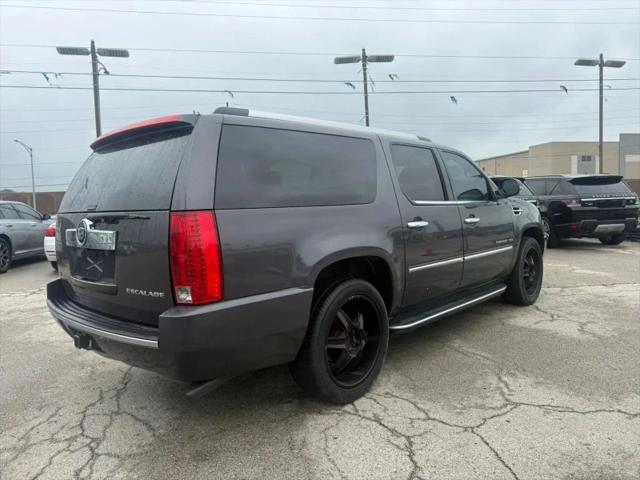 2011 Cadillac Escalade ESV Luxury