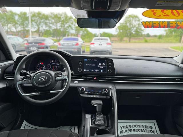 2023 Hyundai Elantra SEL