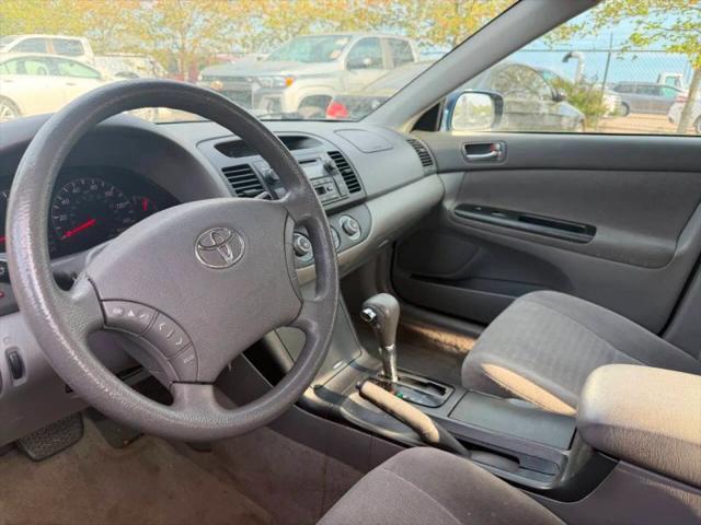 2004 Toyota Camry LE
