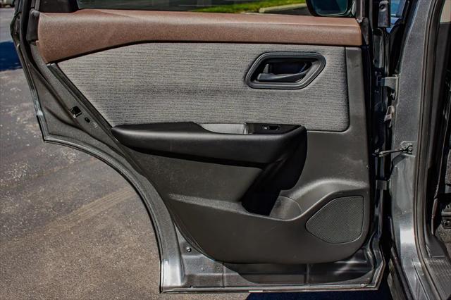2023 Nissan Rogue S FWD