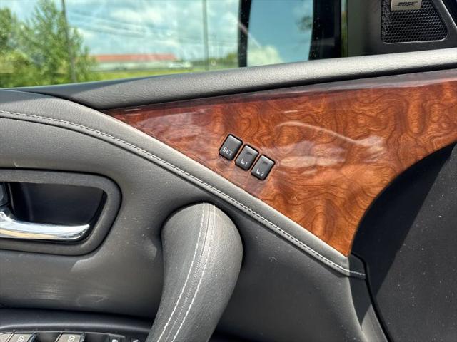 2015 INFINITI QX80 Base