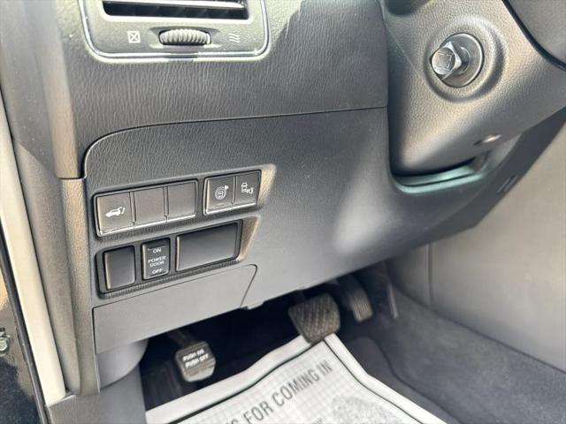 2015 INFINITI QX80 Base