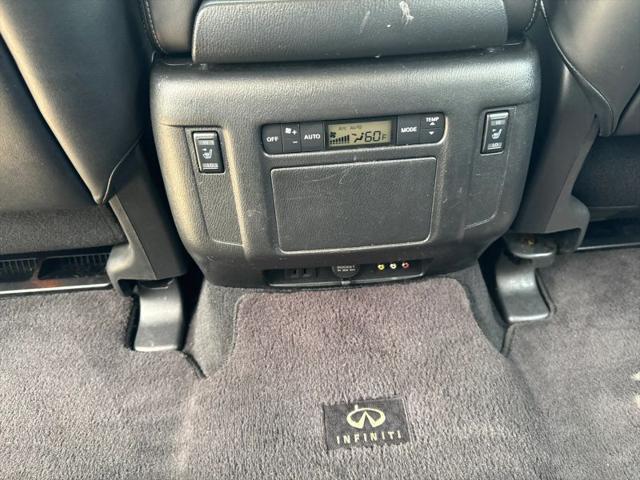 2015 INFINITI QX80 Base