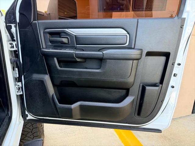 2023 Ram 3500 Tradesman Regular Cab 4x4 8' Box
