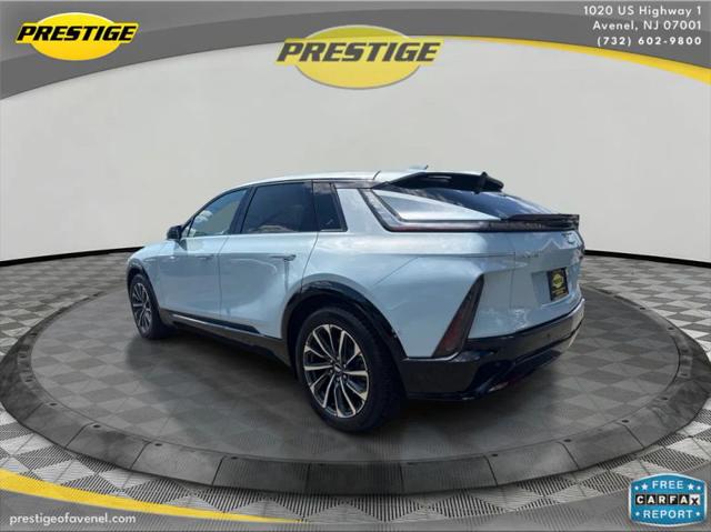 2024 Cadillac iQ Sport w/1SF