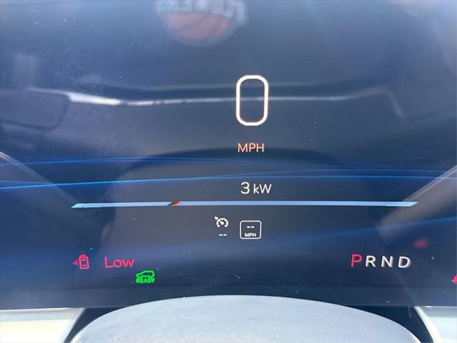 2024 Cadillac iQ Sport w/1SF