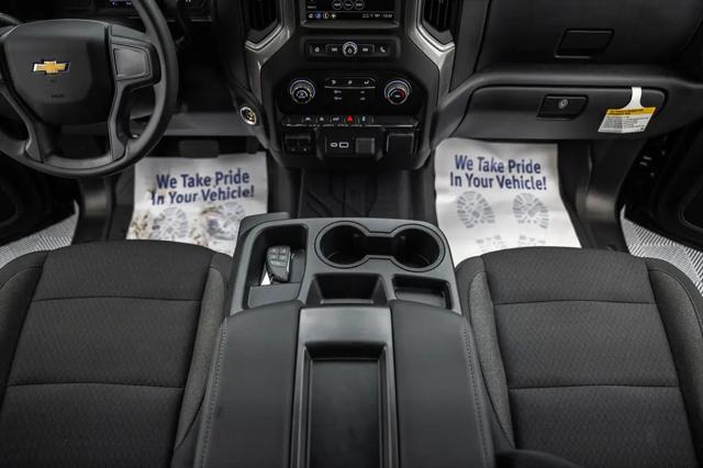 2026 Chevrolet Silverado 1500 4WD Crew Cab Short Bed Custom