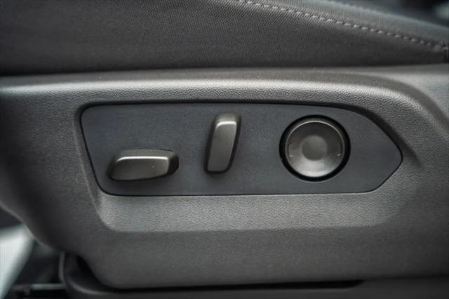 2026 Chevrolet Silverado 1500 4WD Crew Cab Short Bed Custom