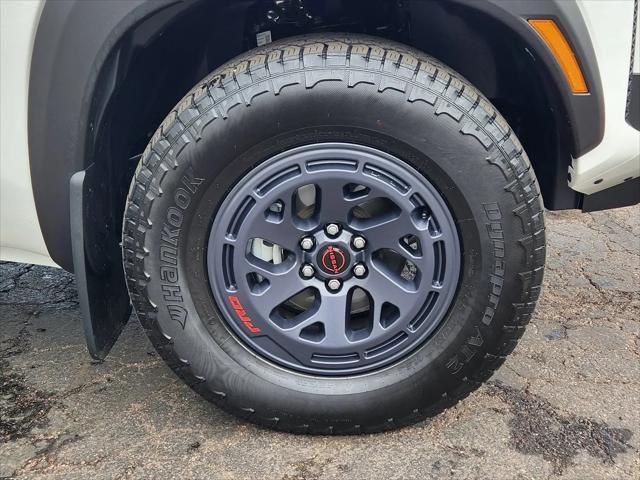 2025 Nissan Frontier Crew Cab Long Bed PRO-4X 4x4