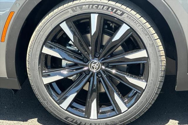 2026 Toyota Crown Platinum