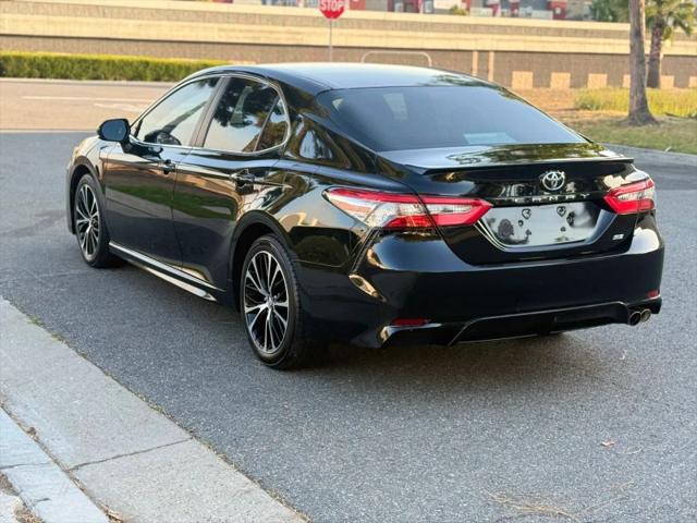 2018 Toyota Camry SE
