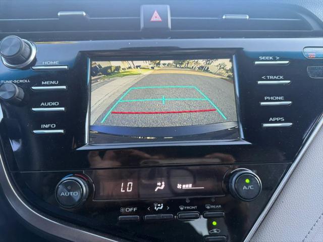 2018 Toyota Camry SE