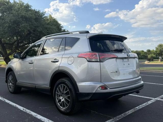 2017 Toyota RAV4 LE
