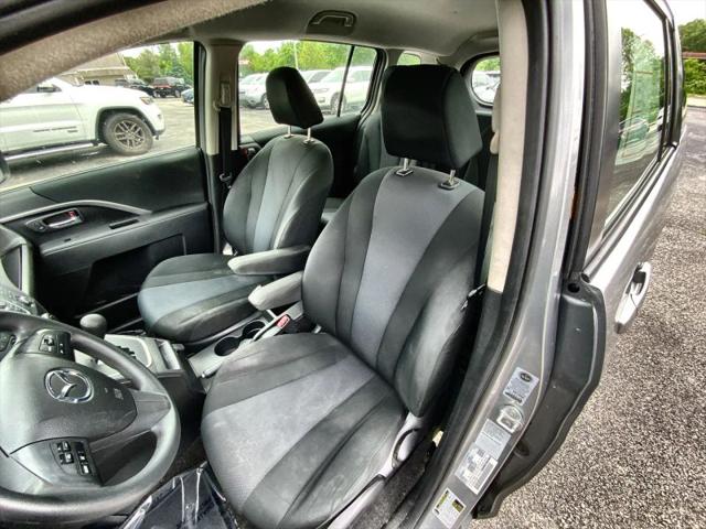 2013 Mazda Mazda5 Sport