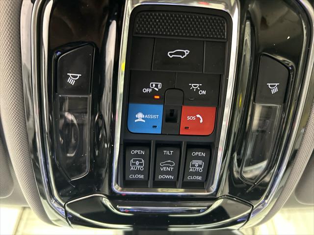 2023 Jeep Grand Cherokee Overland 4x4