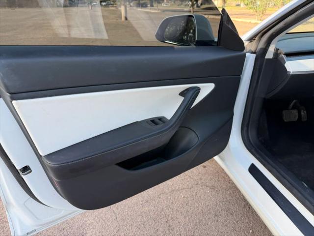 2021 Tesla Model 3 Standard Range Plus Rear-Wheel Drive