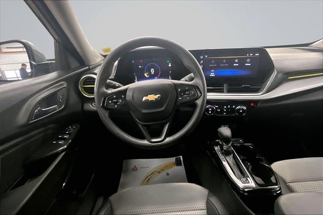 2024 Chevrolet Trax FWD LT
