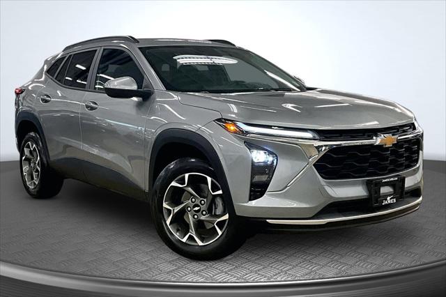 2024 Chevrolet Trax FWD LT