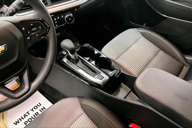 2024 Chevrolet Trax FWD LT