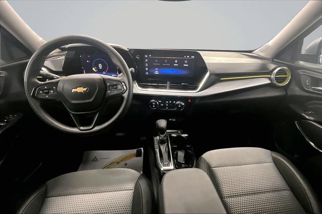 2024 Chevrolet Trax FWD LT