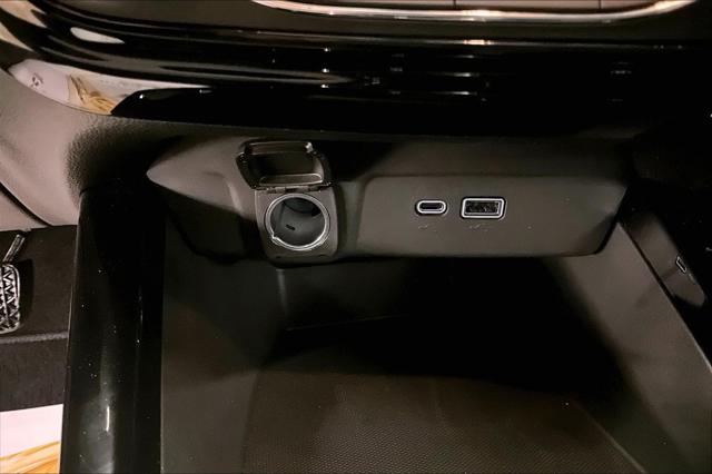 2024 Chevrolet Trax FWD LT