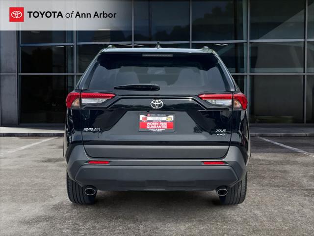 2025 Toyota RAV4 XLE Premium