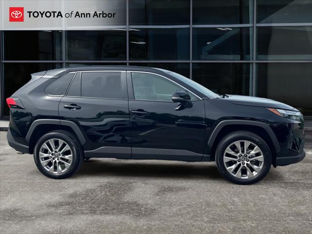 2025 Toyota RAV4 XLE Premium
