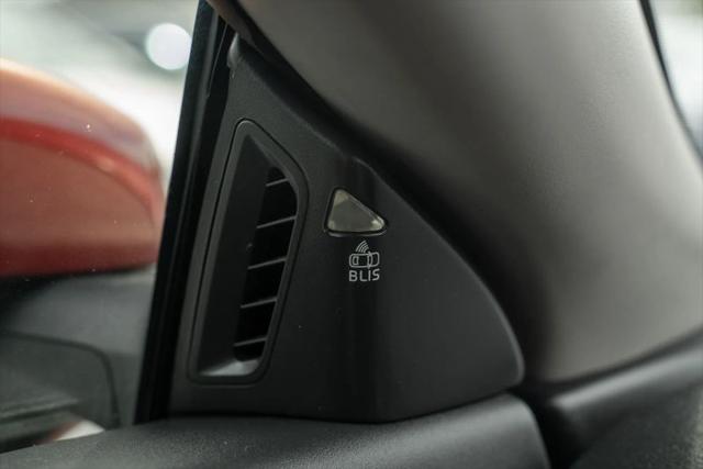 2011 Volvo C70 T5