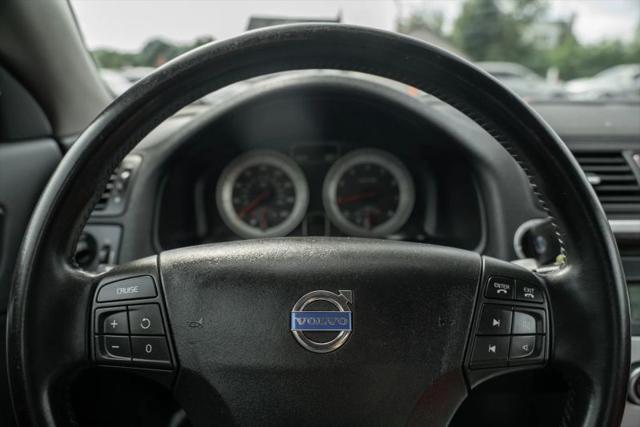 2011 Volvo C70 T5