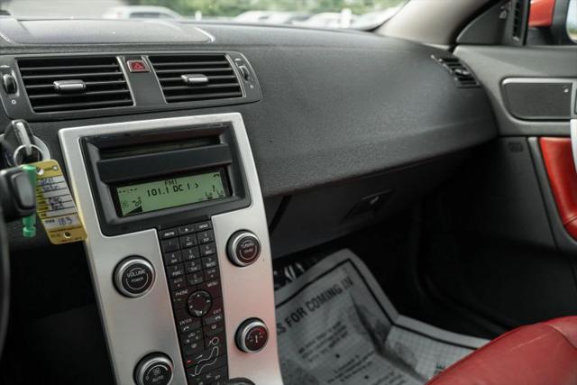 2011 Volvo C70 T5