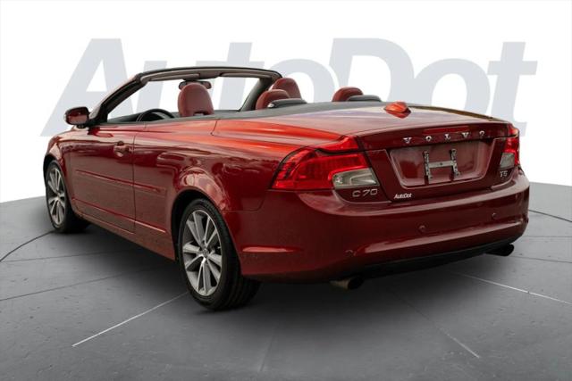 2011 Volvo C70 T5
