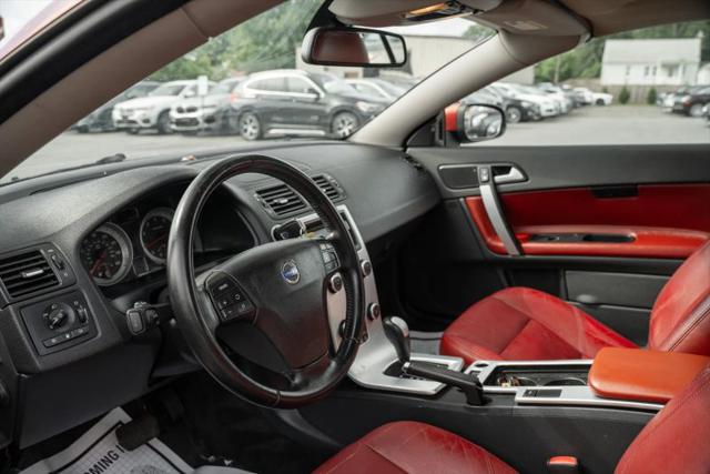 2011 Volvo C70 T5