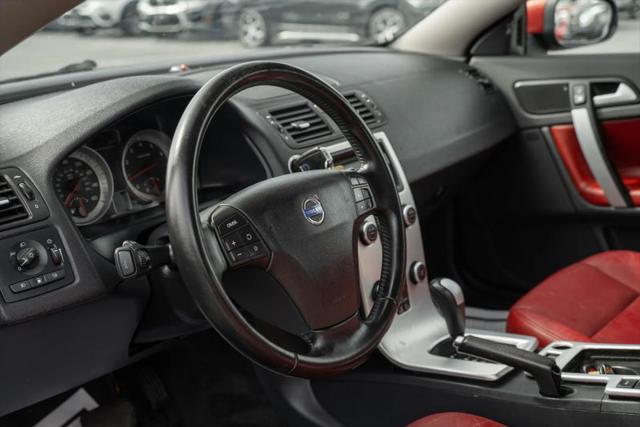 2011 Volvo C70 T5