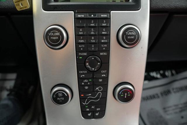 2011 Volvo C70 T5