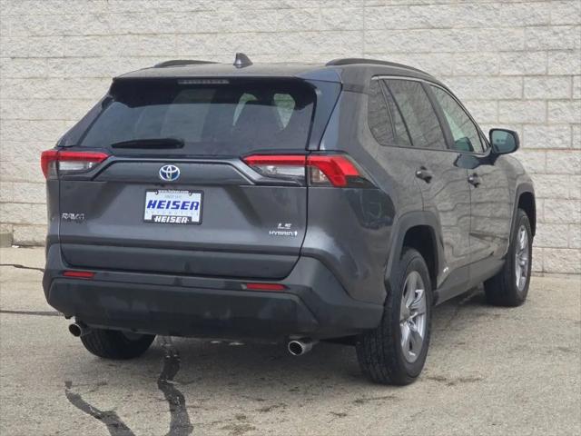 2022 Toyota RAV4 Hybrid LE