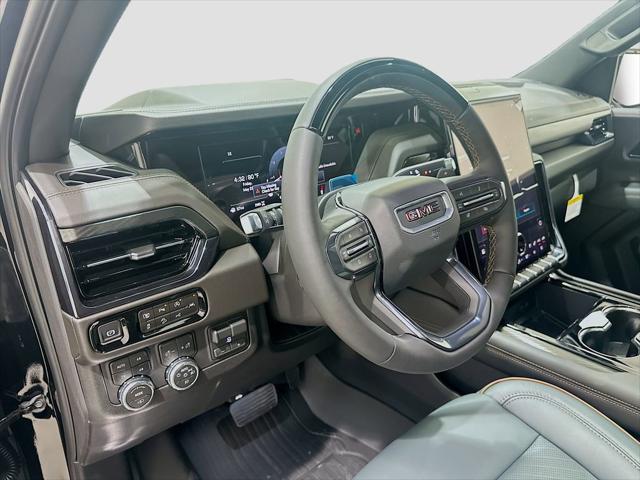 2026 GMC Yukon 4WD AT4