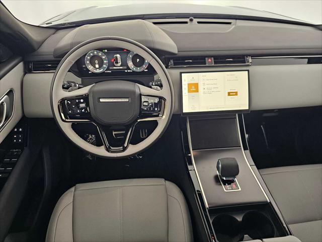 2026 Land Rover Range Rover Velar P250 Dynamic SE
