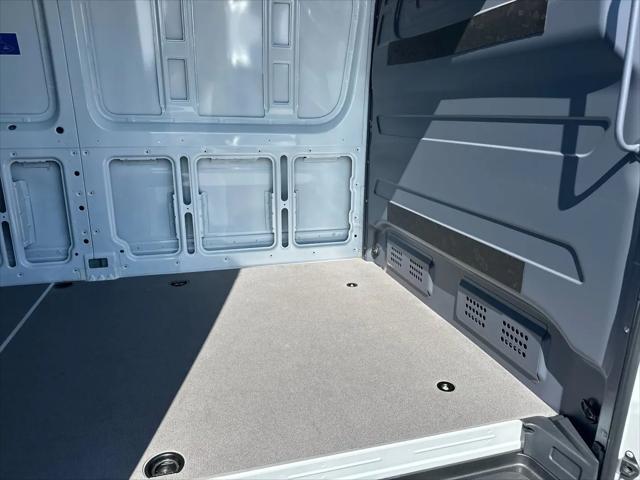 2025 Mercedes-Benz Sprinter 2500 High Roof HO