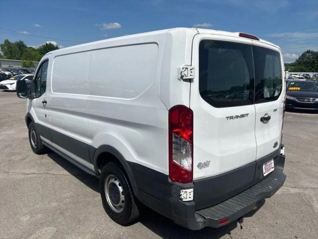 2018 Ford Transit w/60/40 Side Door w/RWB