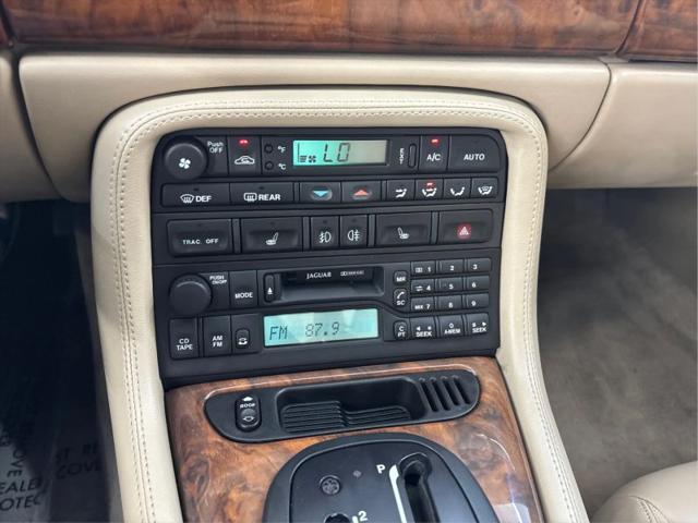 1998 Jaguar XK8 XK8