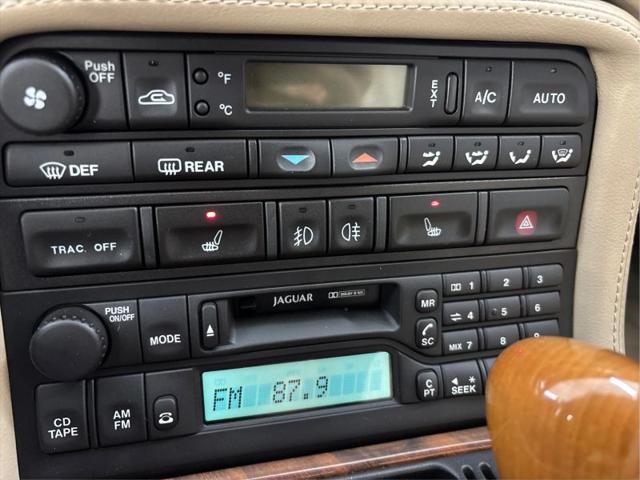 1998 Jaguar XK8 XK8