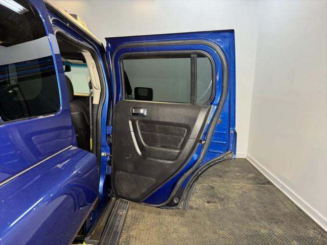 2006 HUMMER H3 Base