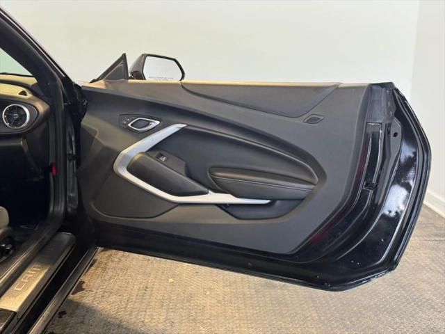 2021 Chevrolet Camaro RWD Convertible 1LT