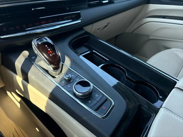 2023 Cadillac Escalade 4WD Premium Luxury