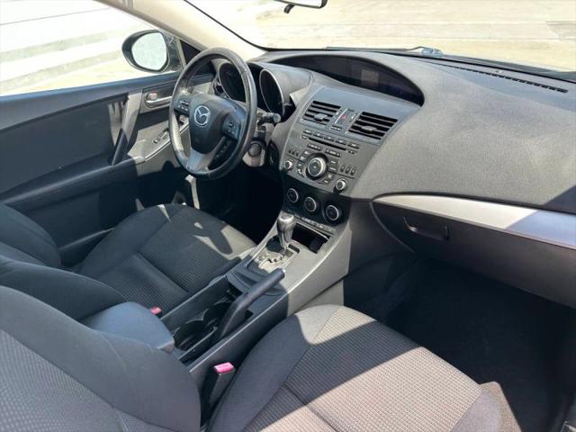 2013 Mazda Mazda3 i Touring